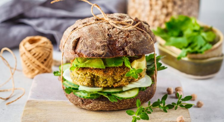 VEGGIE BURGERS PARA TODO MUNDO - HAMBÚRGUERES VEGANOS E VEGETARIANOS